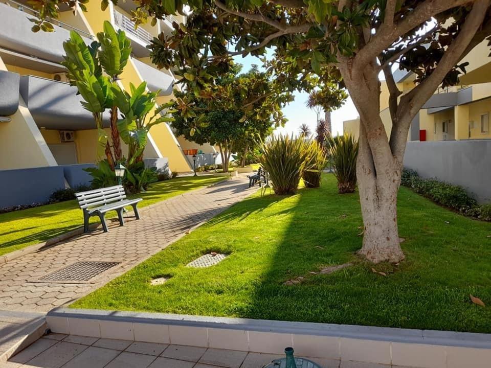 Condominio Do Mar Lagos Exterior foto